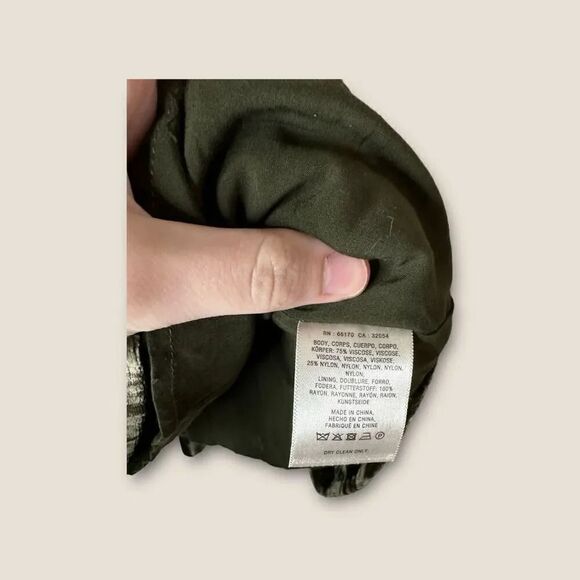 Maeve Anthropologie Green Crushed Velvet A-Line Flare Skirt Womens Size 0 - Picture 5 of 5